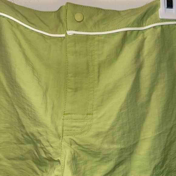 NWT Patagonia women’s bottom out boardie green shorts 10 - Picture 4 of 10